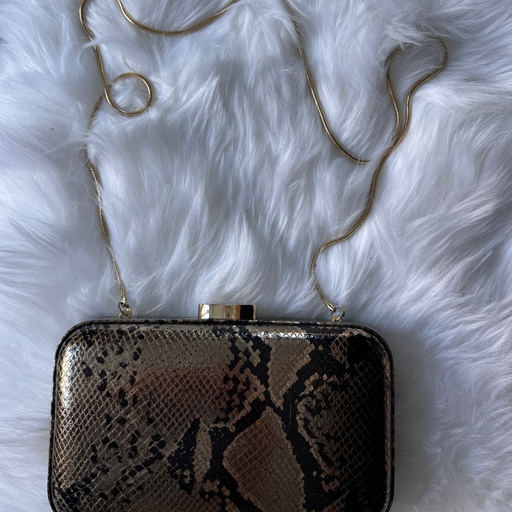 Chic Snake Print Clutch with Gold Chain